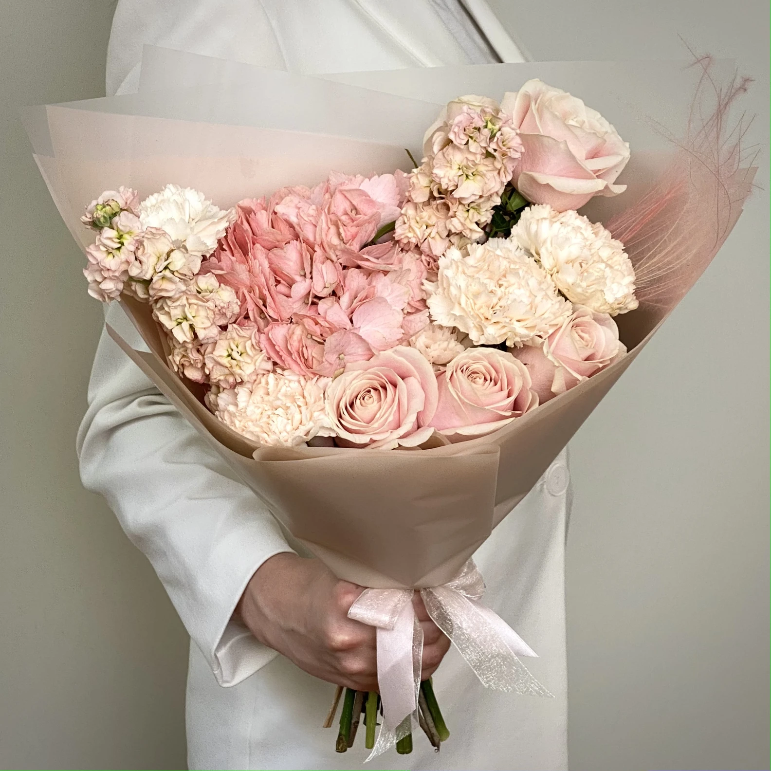 Romantic Bouquet - image №1