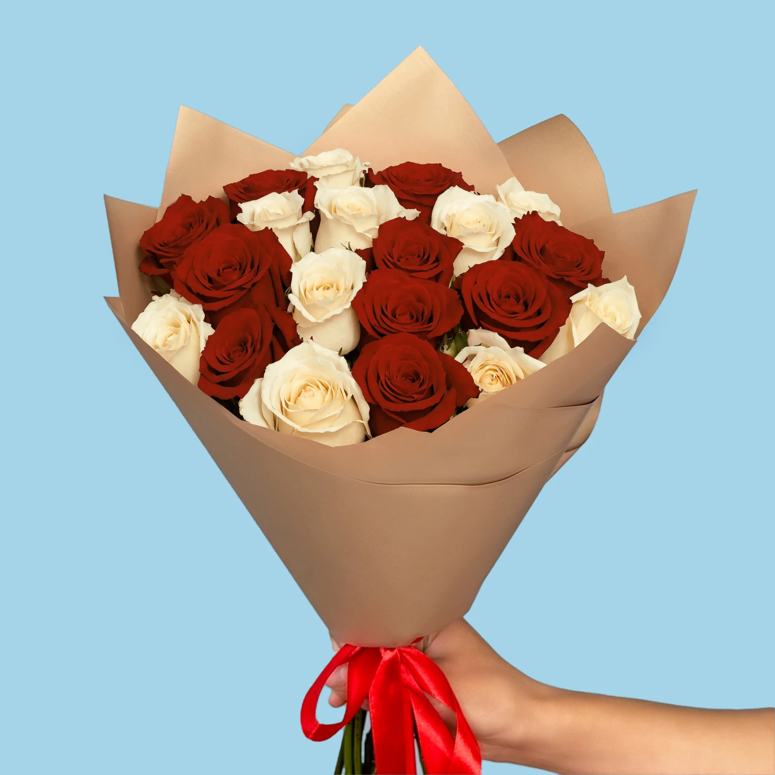 20 Premium White and Red Roses - image №3