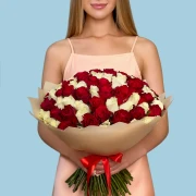 100 White and Red Roses from Kenya - image №1