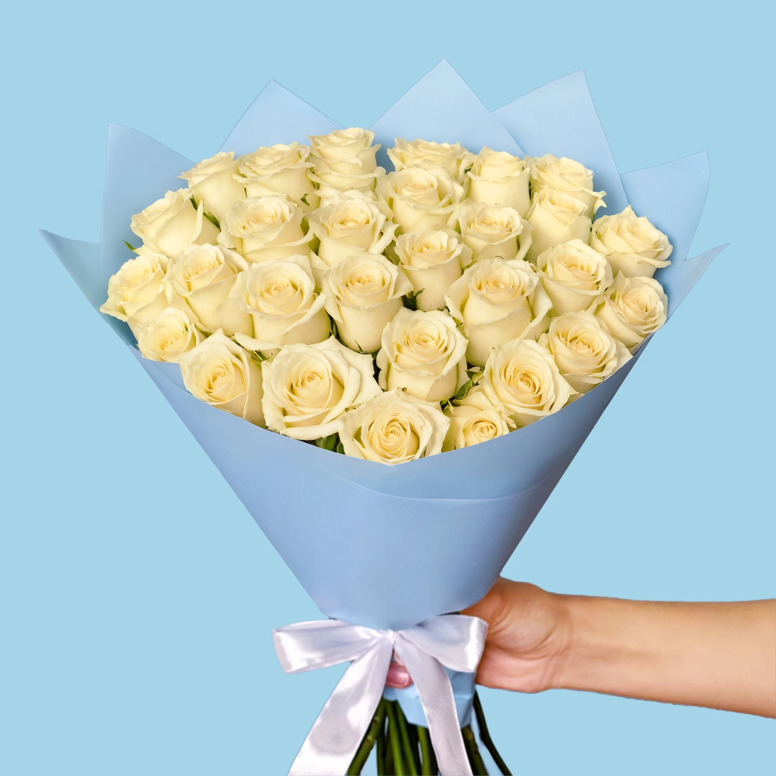 35 Premium White Roses - image №3