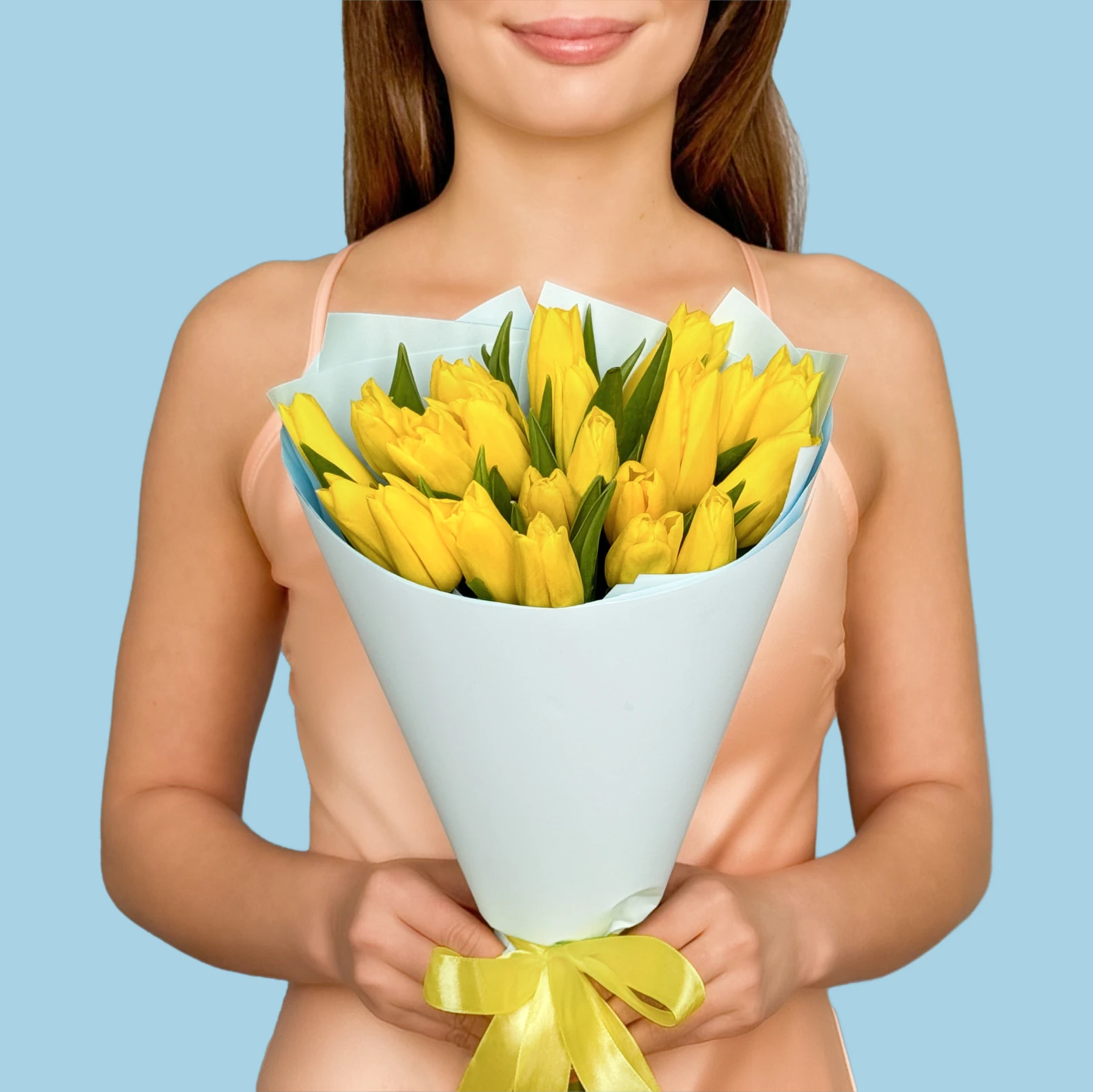 20 Yellow Tulips - image №1