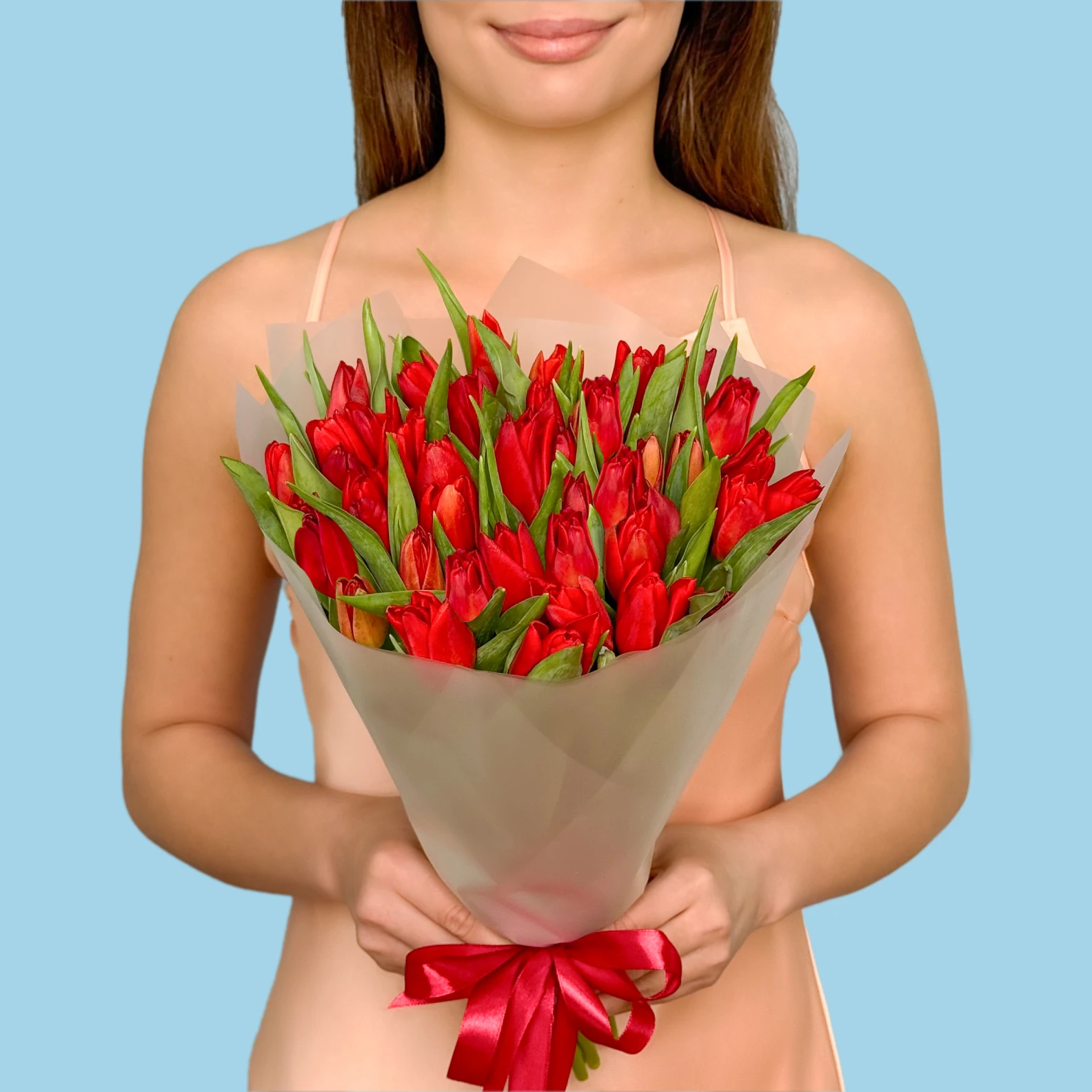 40 Red Tulips - image №1