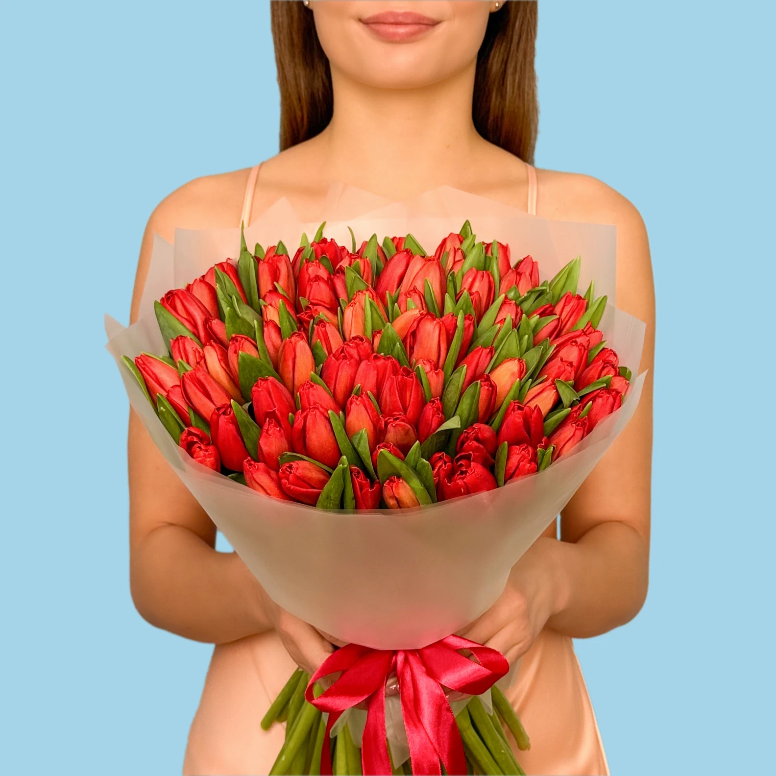 100 Red Tulips - image №1