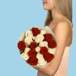 20 White and Red Roses from Kenya - image №2