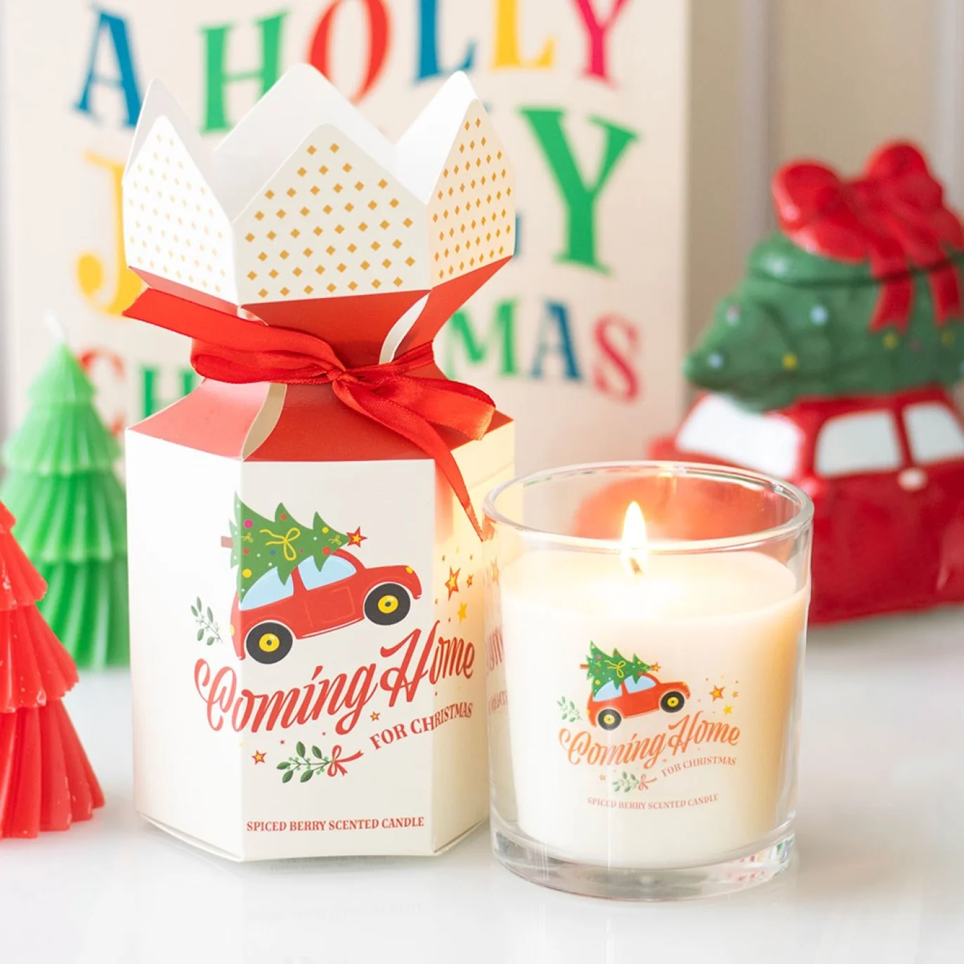 Coming Home for Christmas Spiced Berry Candle - image №1