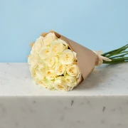 20 Premium White Roses - image №1