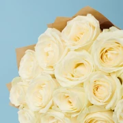 20 Premium White Roses - image №2